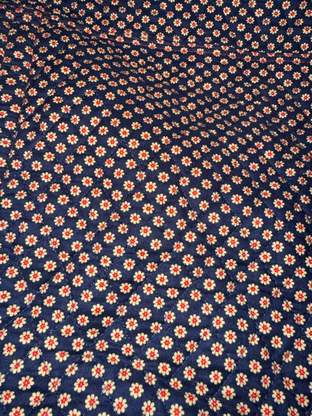 Vera Bradley Red Paisley Quilted Duffle Bag Travel Weekender Vintage Print - Picture 6 of 7